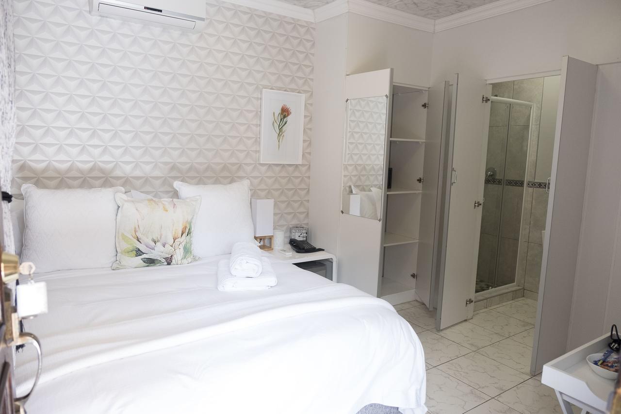 Comfort Guest House Pretoria-Noord Esterno foto