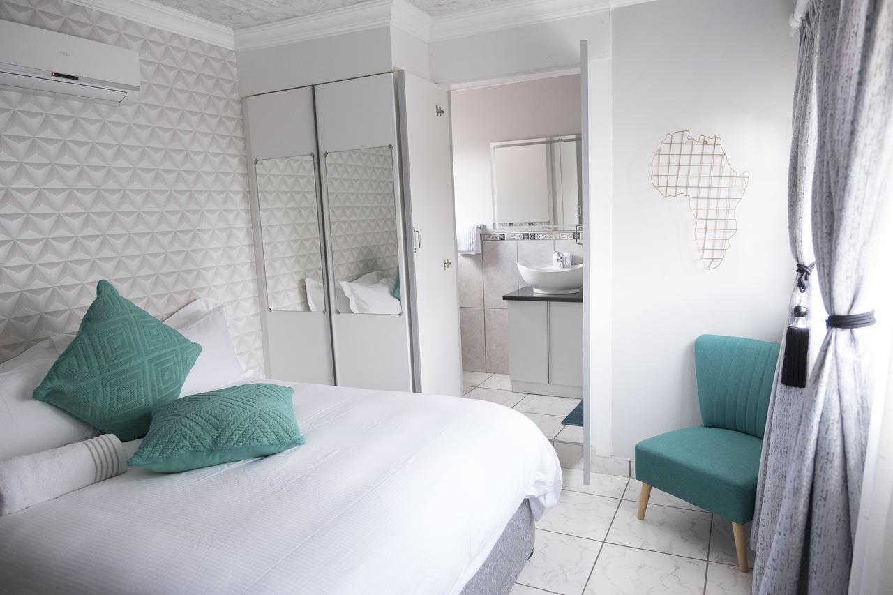 Comfort Guest House Pretoria-Noord Esterno foto